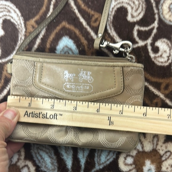 Coach Tan and Cream Wristlet with Textured Leather - Picture 8 of 9